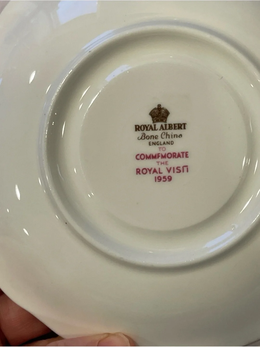 Royal Albert England Commemorative Royal Visit 1959 Canada Cup & Saucer Set